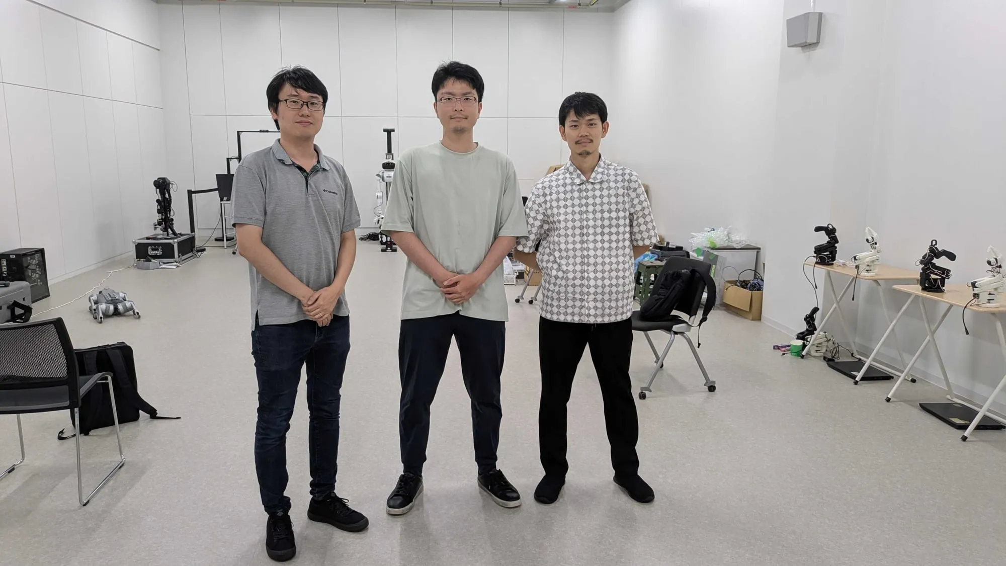 KUPACでの河原塚PM、大澤衡正さん、山森聡さん（左から）。撮影：原拓己さん